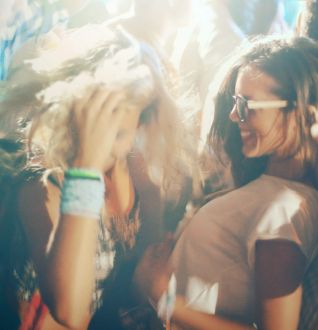 Hot Island Nights supporting image